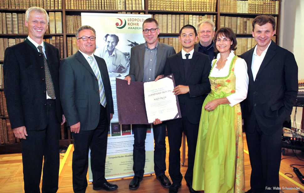 Leopold Kohr Preis, Tauriska, 2016, Niko Paech, Christian Vötter, Susanna Vötter-Dankl, Alfred Winter, Erwin Thoma, Heinrich Schellhorn, Van Bo Le-Mentzel, Universität Salzburg, Verleihung